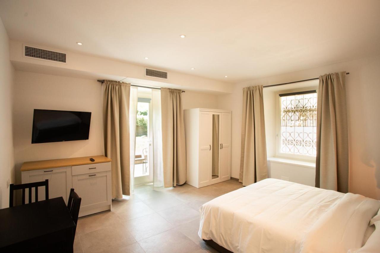 Double Room Garden View