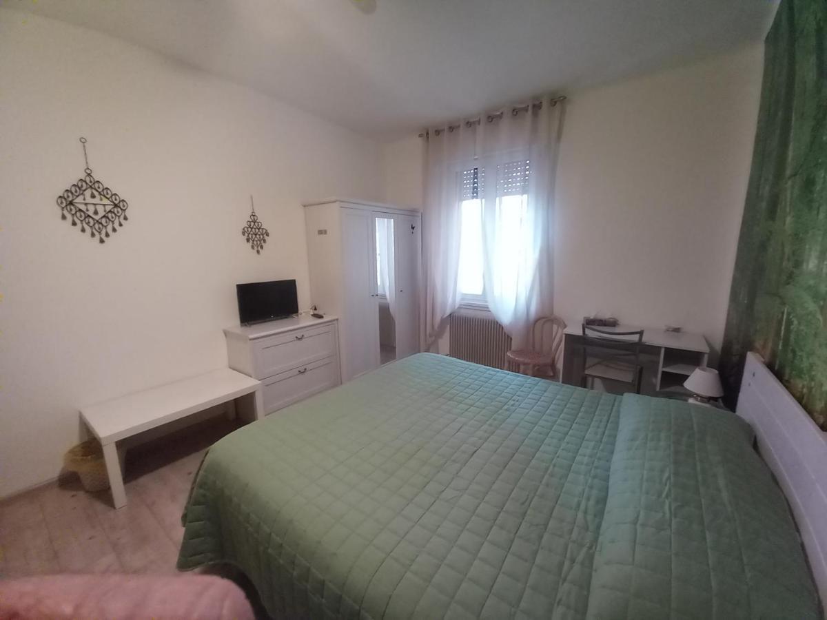 Economy Double or Twin Room Private External Bathroom,1382160113:JPEG