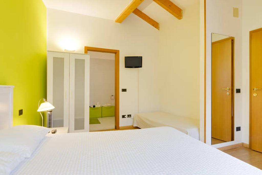 Double Room Private Bathroom