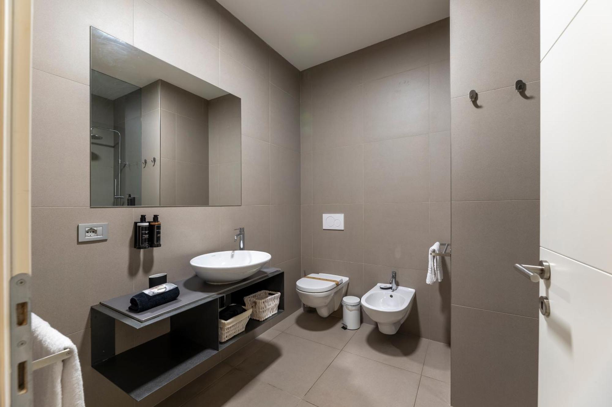 Deluxe Double or Twin Room Garden Access