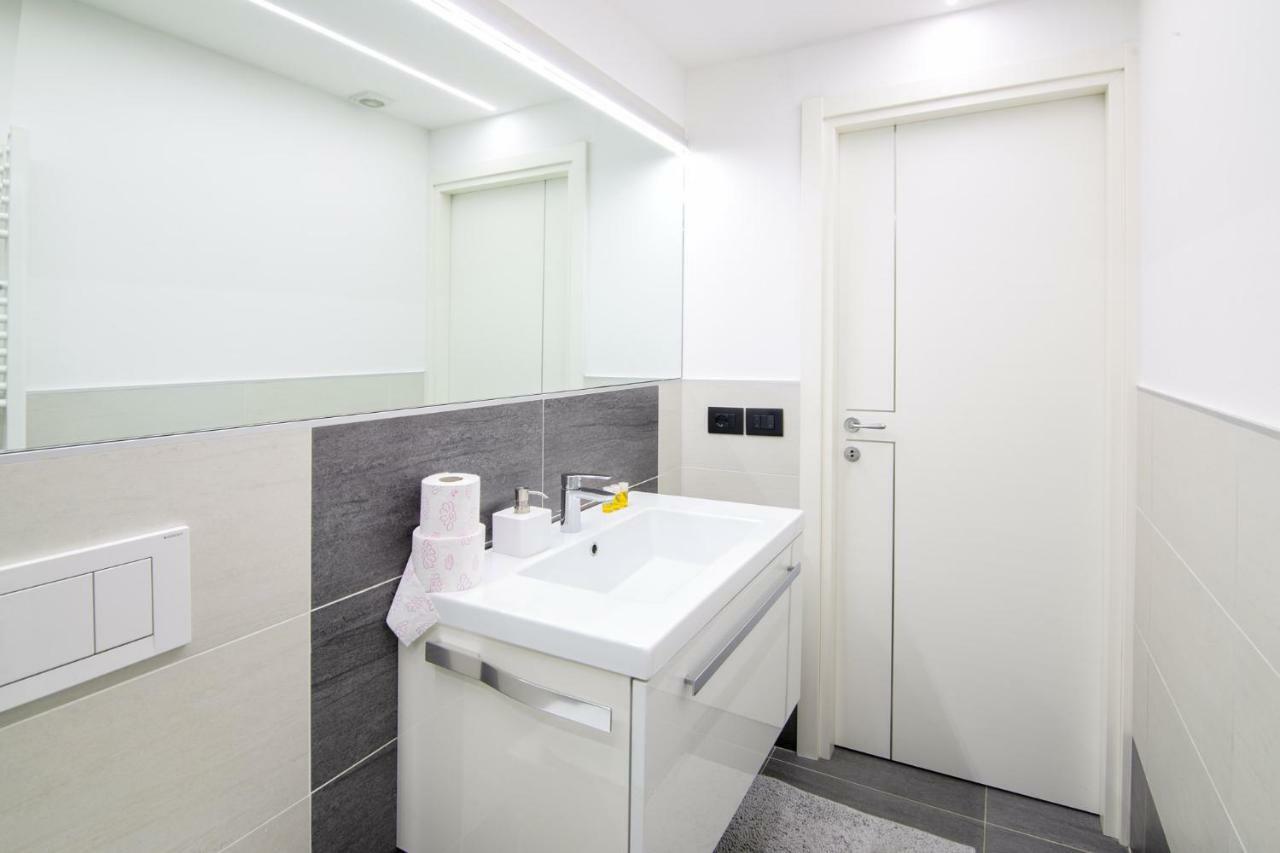 Double or Twin Room with Shared Bathroom