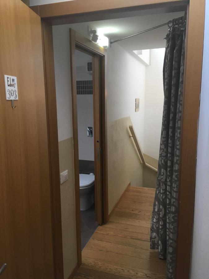 Quadruple Room Bathroom